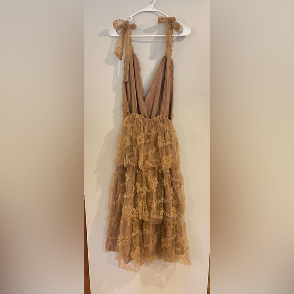 Lace open back midi dress - Picture 2 of 2